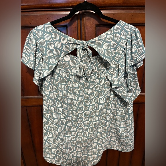 Cato size XL teal green/ beige print top with bow detail on back - Picture 2 of 4